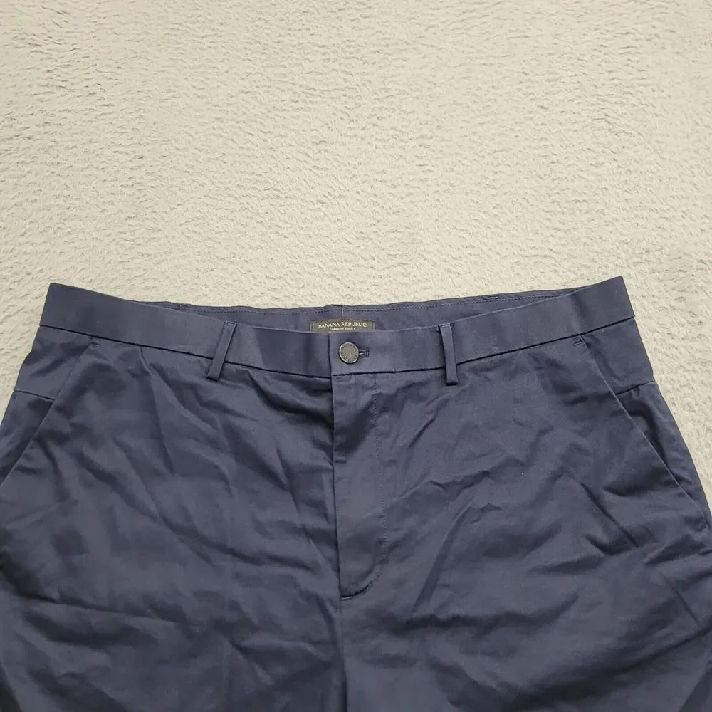 Banana Republic good overall